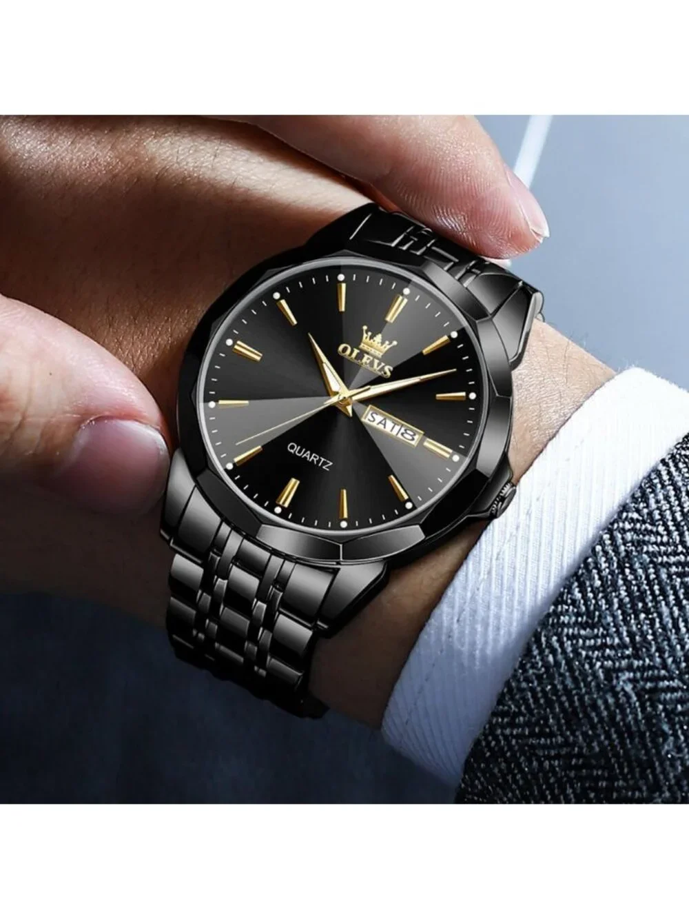 Men's All Black Diamond Analog Quartz Solid Waterproof Luminous Classic Watch